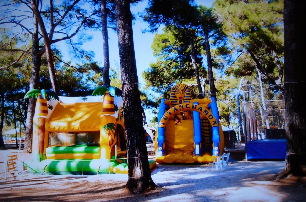 Lux Camp - Mobile Homes In Bi Village Фажана Экстерьер фото