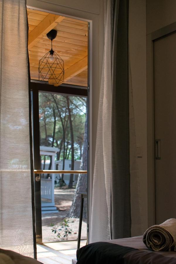 Lux Camp - Mobile Homes In Bi Village Фажана Экстерьер фото